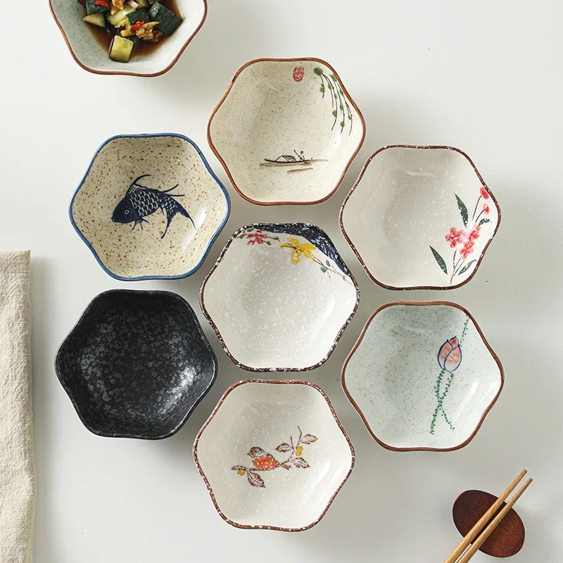 Japanese Ceramic Small Dish Creative Hexagonal Plum Blossom Condiment Dish Sauce Seasoning Plate Family Kitchen Tableware