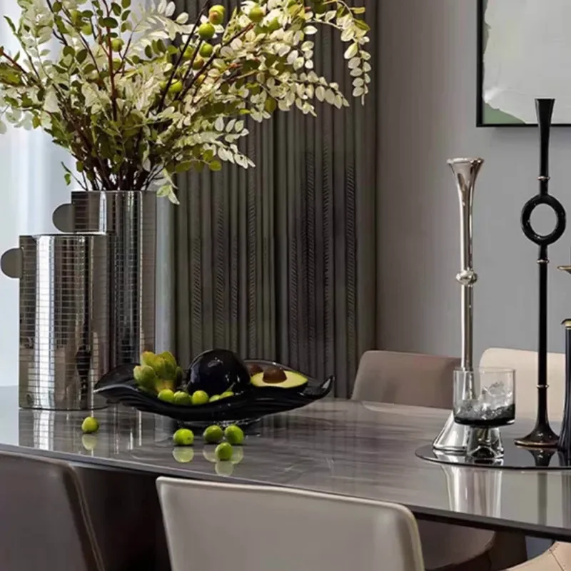 Modern Luxury Metal Flower Vase Horizontal Pattern Home Decor for Living Room Dining Table Centerpiece Soft Decoration