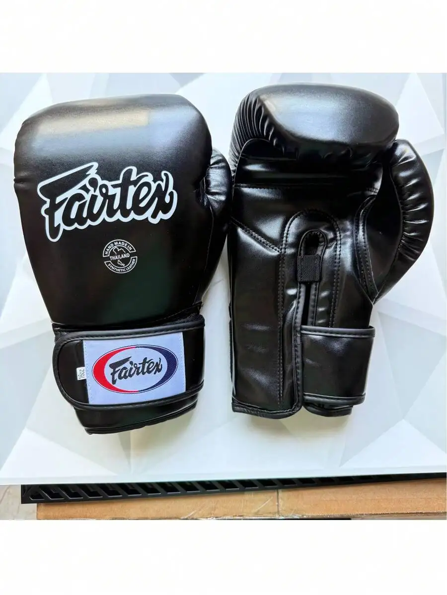 10oz 12oz 14oz 16oz Breathable Boxing Gloves For Men And Women Suitable For Boxing Kickboxing Mixed Martial Arts Muay Thai MMA H