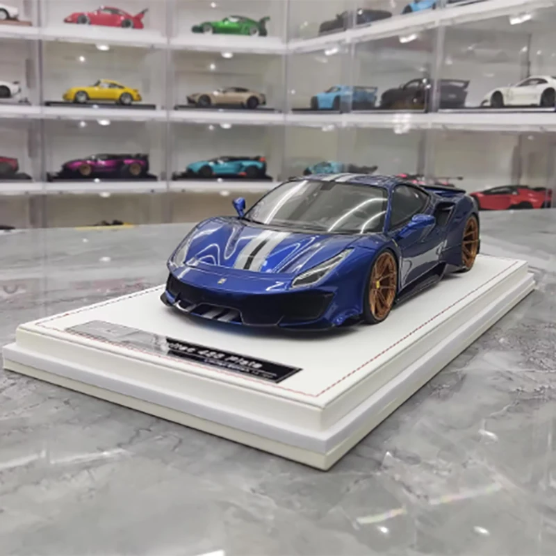 IVY Merit Novitec 488 Pista Simulation Resin Car Model 1:18 Collection