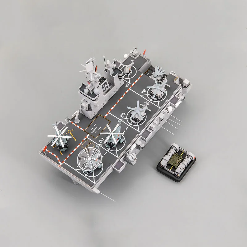 Mini Navy 075 Amphibious Assault Ship Model Q Version Aircraft Carrier Static Model Ornaments Toys Gifts DIY Handmade Ship Model