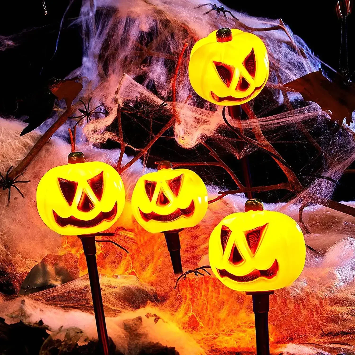 Pumpkin Solar Stake Light impermeabile LED Solar Powered Pumpkin Light Halloween Spooky Pumpkin Skull Pathway Light accessori