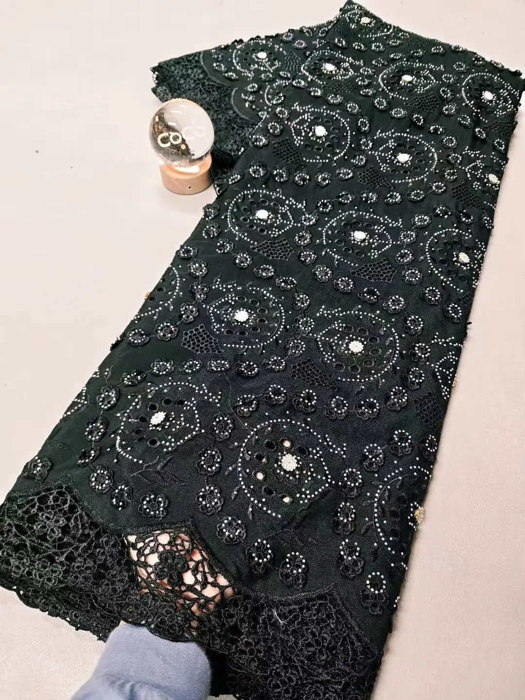 

Африканское кружевное полотно из тюля для квилтинга, 5 ярдов, белая хлопковая ткань на метр со стразами, подходит для дизайна праздничных платьев