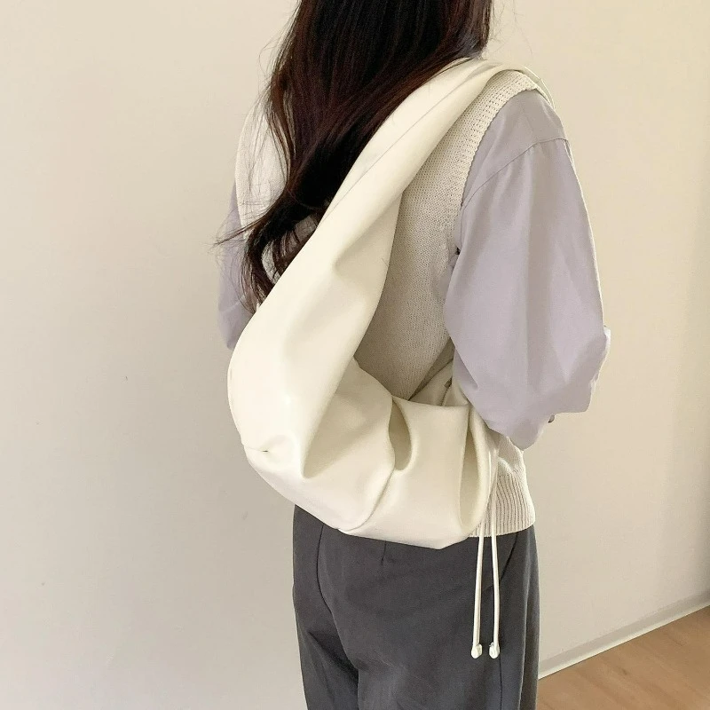 الكورية نمط الملمس بسيط المتشرد حقيبة المرأة خمر الجلود الناعمة تنوعا حقيبة كتف Crossbody موضة حقيبة تخزين قابلة للطي