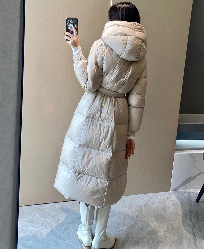 Women Winter New Feather White Duck Down Loose Oversized Jacket Lightweight Over-the-Knee Long Hooded Puffer Coats Down Jacket