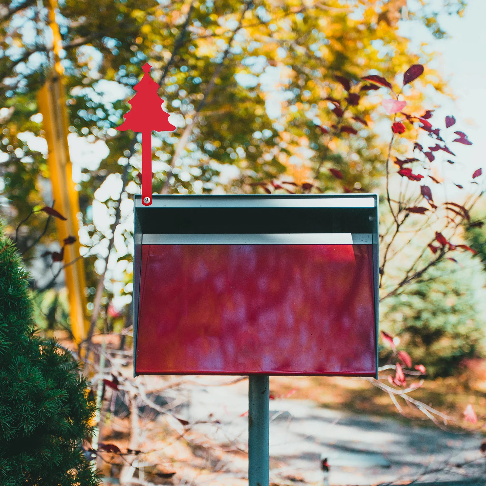 

Acrylic Christmas Tree Skiing Dog Mailbox Flag Replacement Decorative Hanging Flag for Outdoor Yard Garden Mailbox Decor