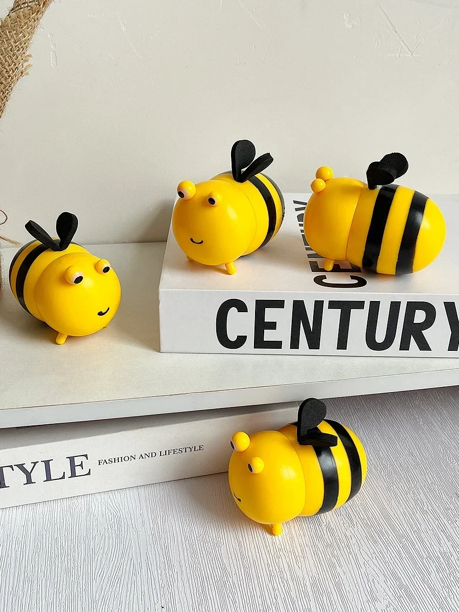 Creative Cute Toothpick Box Personalized Little Bee Home Desktop Ornament Dining Table Restaurant Special Toothpick Holder New