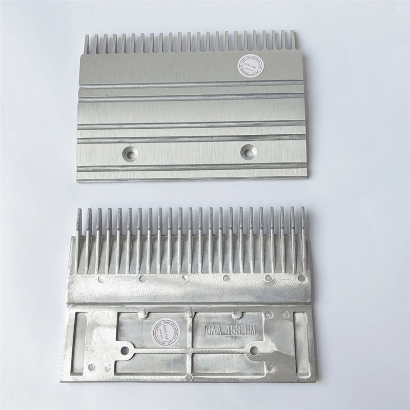 Escalator Comb GAA453BM6 Aluminum Comb XAA453BM6 XAA453CD6 L198mm W139.2mm