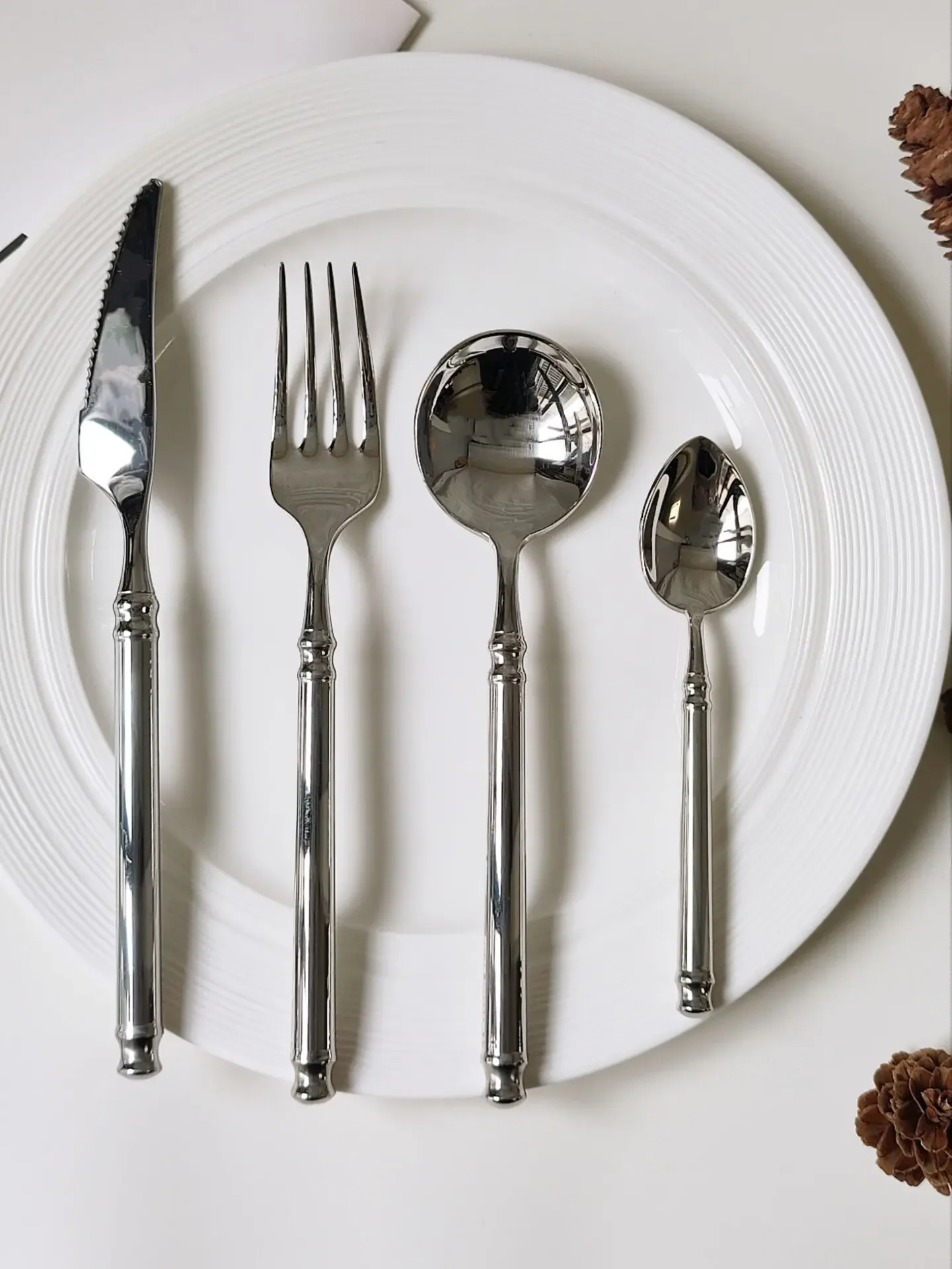 304 Mirror Stainless Steel Dinner Knife Fork Spoon Dinnerware Set Luxury Cutlery Silverware