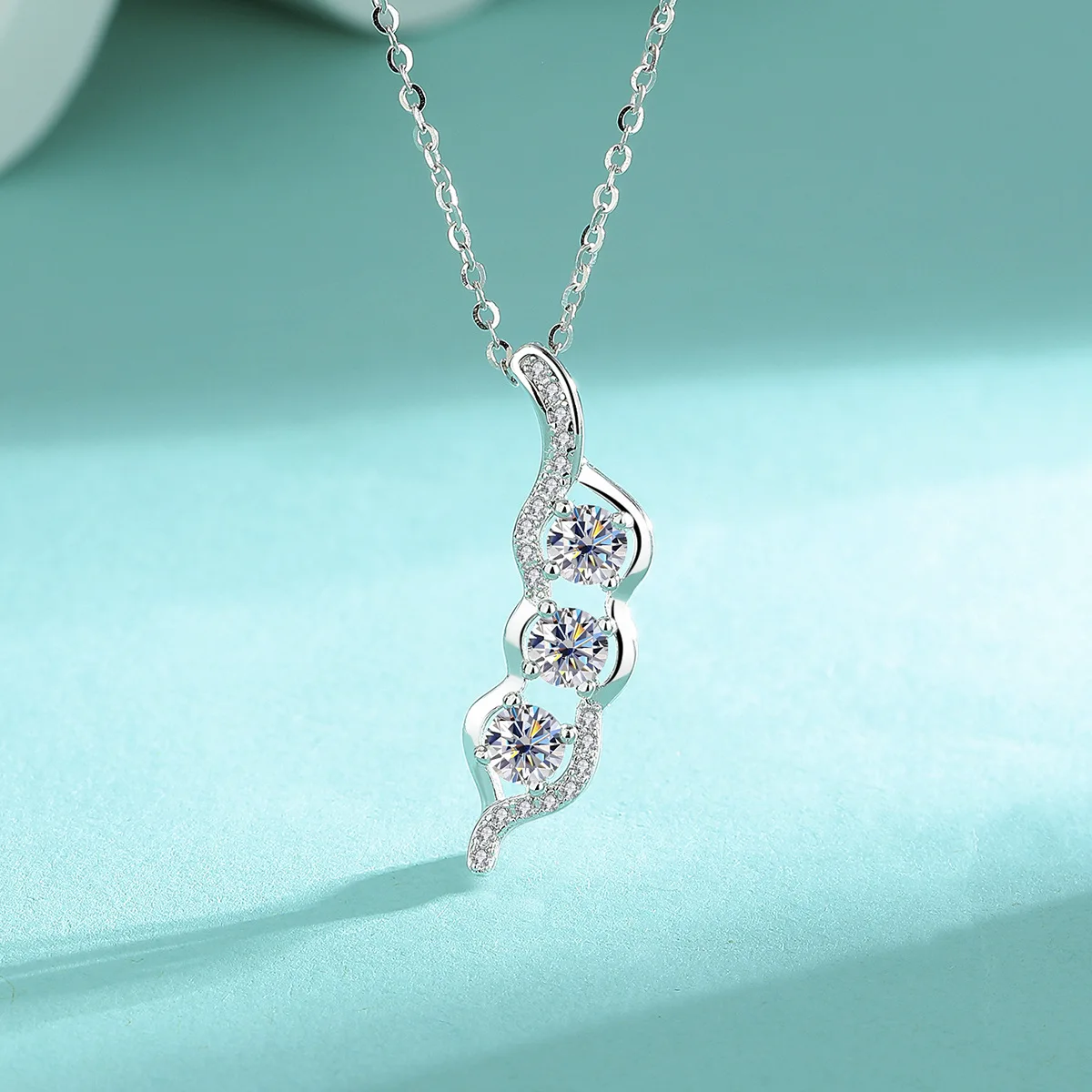 

18-каратное белое золото, муассанит, однозернистое ожерелье с бриллиантами 0,3 карата, модная роскошная цепочка на ключицы, платиновые ювелирные изделия Pt950