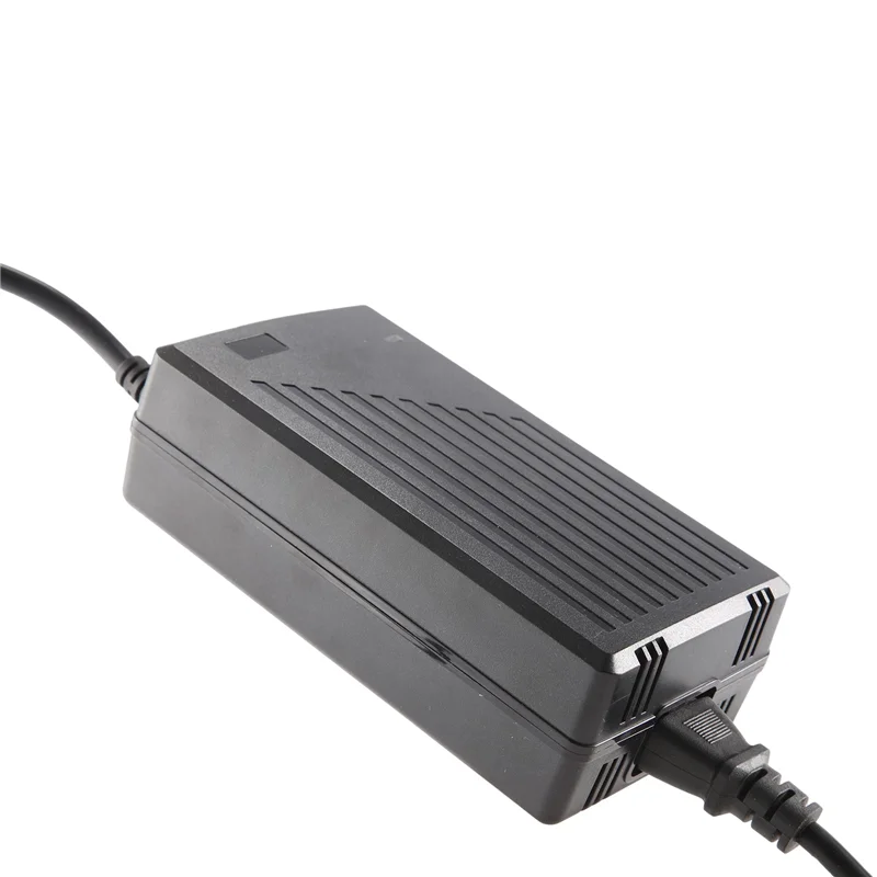 

B17A--12V 15A 180W Car Power Adapter Converter 230V To12V Voltage Converter with Cigarette- Lighter Socket EU