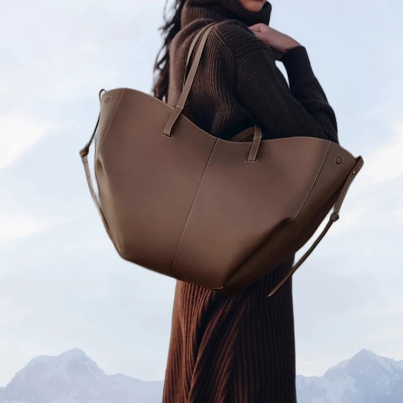 

Luxury women's commuting single shoulder wing bag, new large capacity leather tote bag, single shoulder crossbody bag