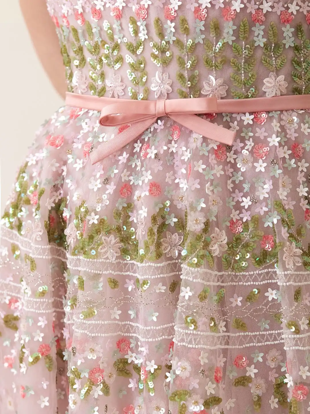 فستان سهرة فاخر مزين بالترتر من Ofherown مع فيونكة وشاح لافندر على شكل حرف a بدون أكتاف من التل فستان حفلات لحفلات الزفاف #4