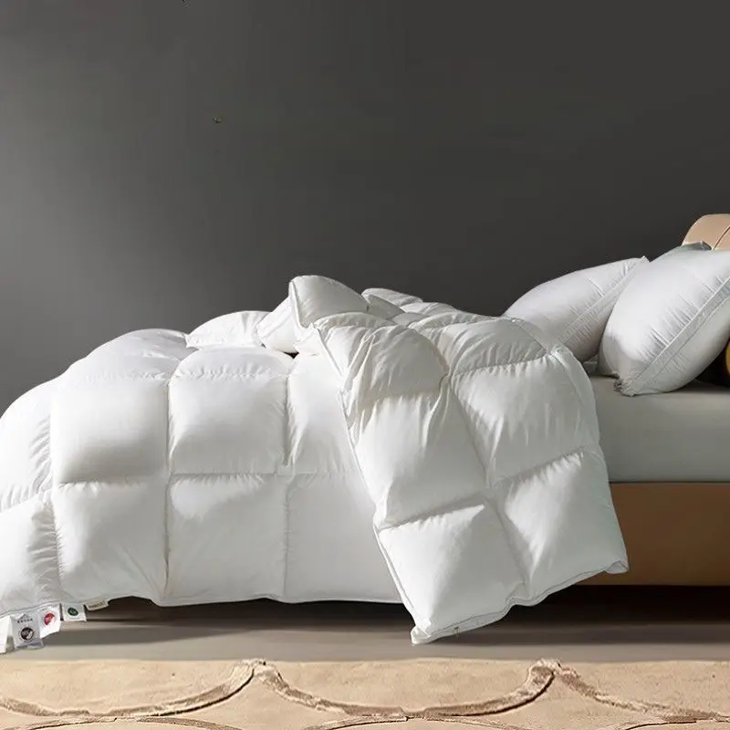 Goose down duvet, suitable for winter, a must for home use