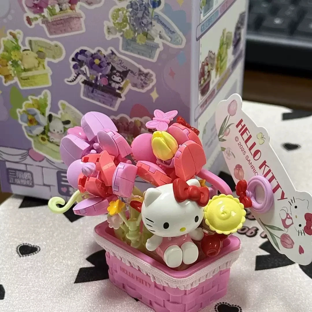 

Moonlight Society Secret Flower Building Blocks Blind Box Splicing Model Hellokt My Melody Ornaments Assembled Toy Model Gift