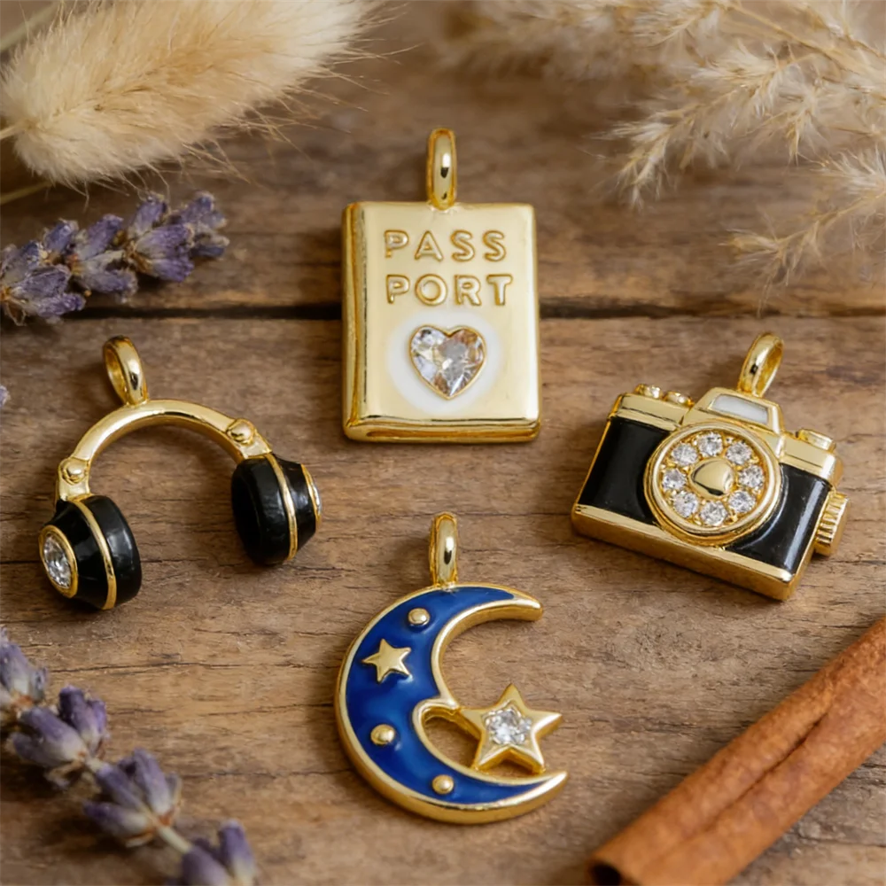 4 قطعة قلادة جواز السفر سماعة كاميرا سحر اليدوية المينا النحاس الزركون سوار ذاتي الصنع قلادة مجوهرات الإكسسوار اليومي حفلة
