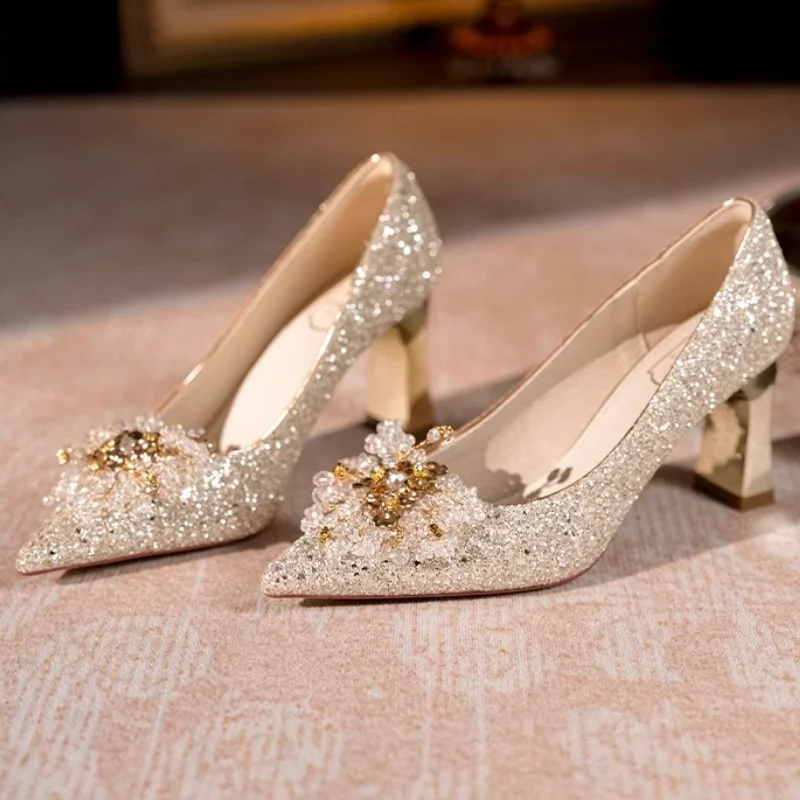أحذية زفاف العروس فستان الزفاف الفرنسي الرئيسي اثنين ارتداء أقدام غير متعبة 2025 جديد متعدد الاستخدامات الكعب العالي للنساء