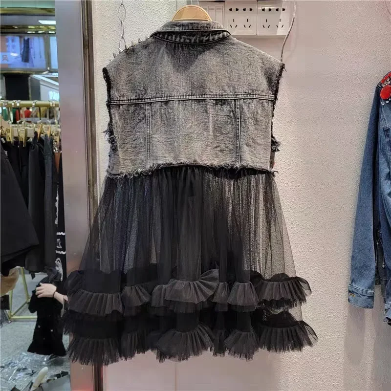 Heavy Industry Nail Bead Diamond-encrusted Splicing Mesh Yarn Cowboy Waistcoat.   Ladies' Fashionable Retro and Trendy Waistcoat