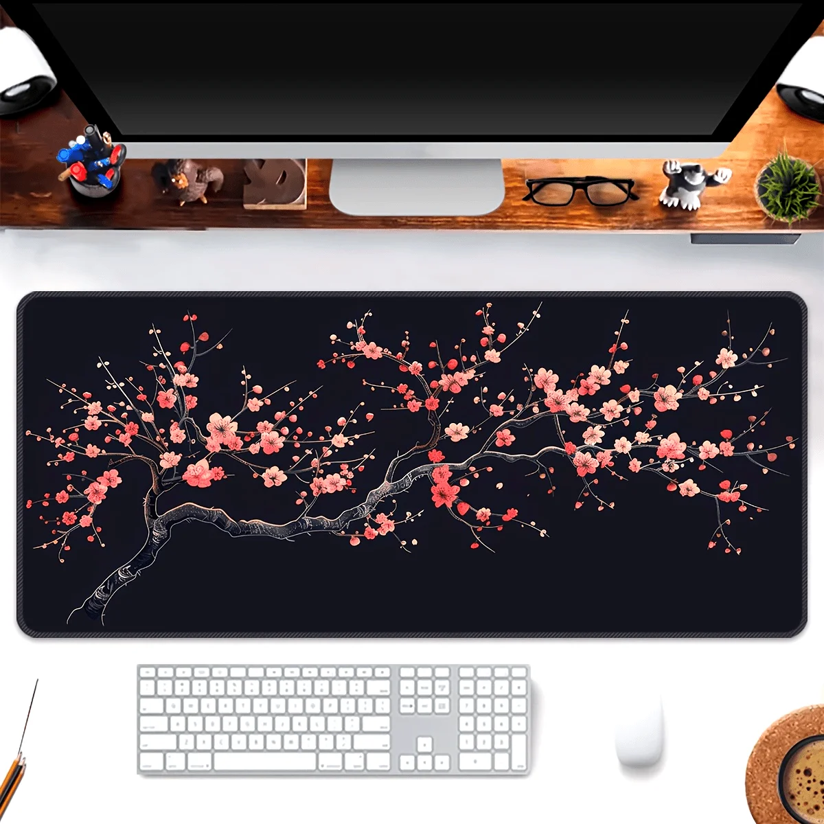 

XXL Large Gaming Mouse Pads, Dark Night Plum Blossom Pattern Design, Anti-slip Rubber Mouse Pad, Suitable for Gamers and Offices