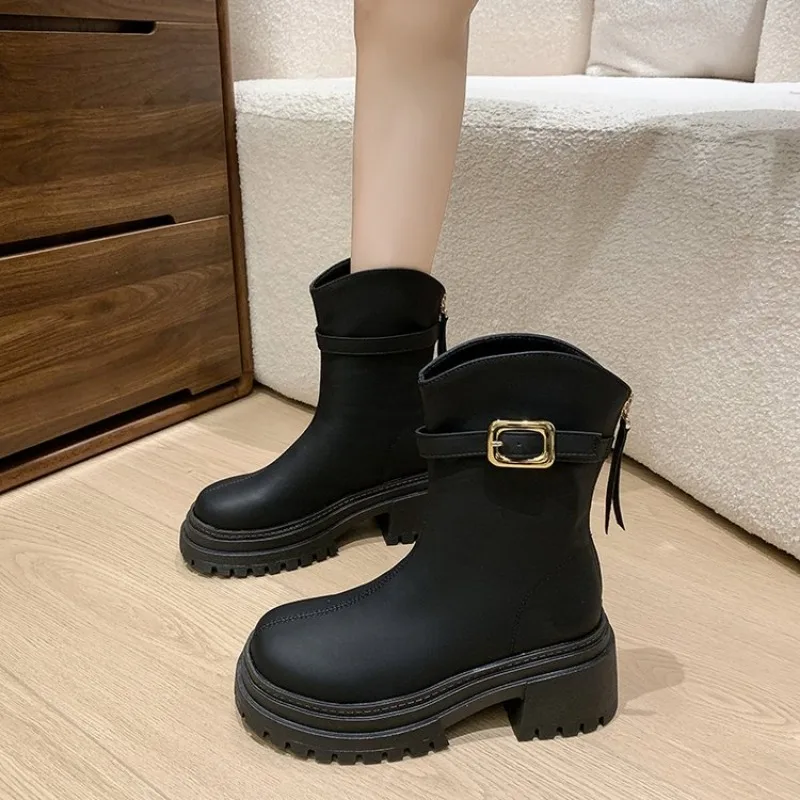 

Women New Fashion Short Boots Women Sexy Leather Boot Square toe casual Zipper high heels Casual thick soled women shoes Zapatos