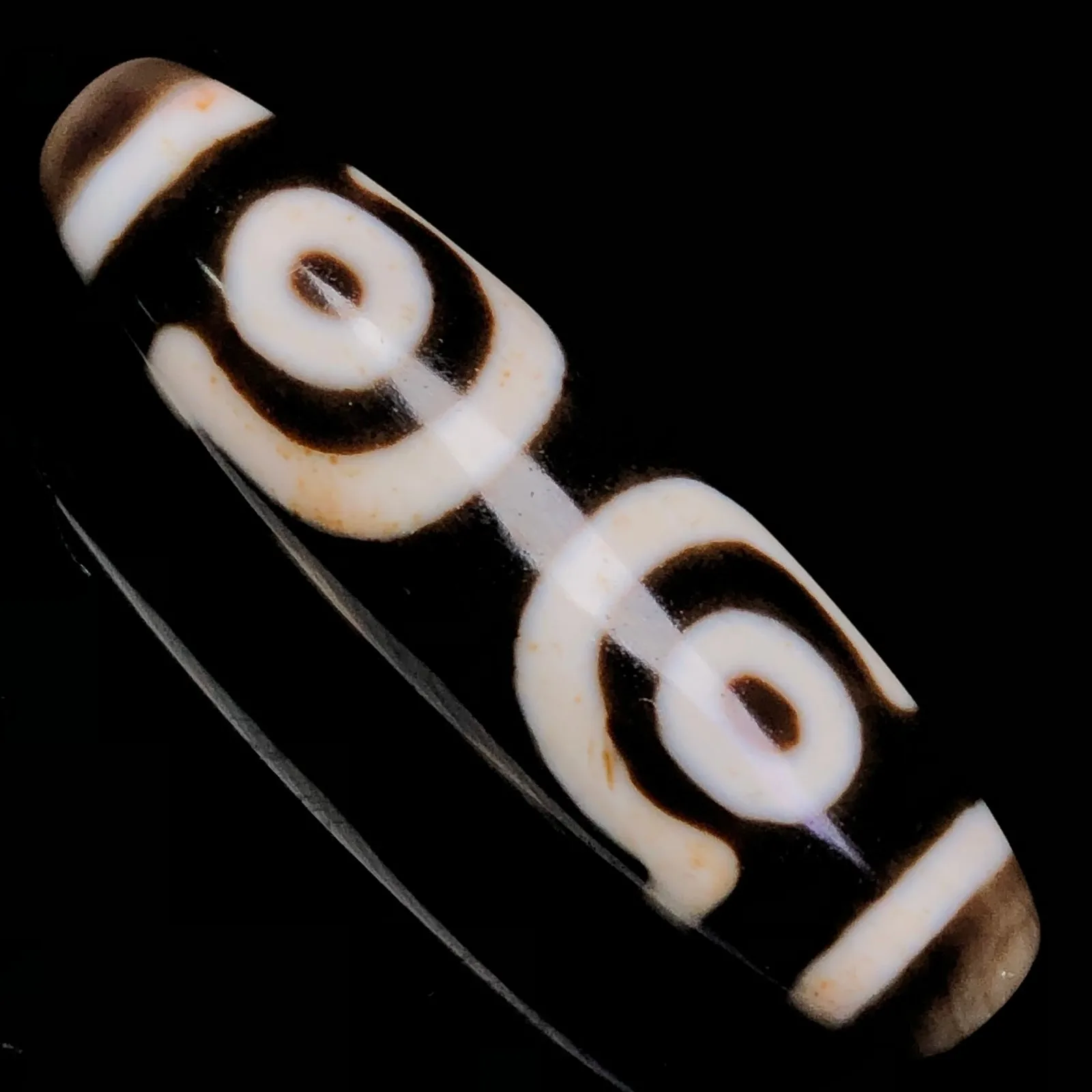 Rare Tibetan Buddhism Agate 7 Eyes Totem Dzi Bead Amulet Necklace Pendant G3646