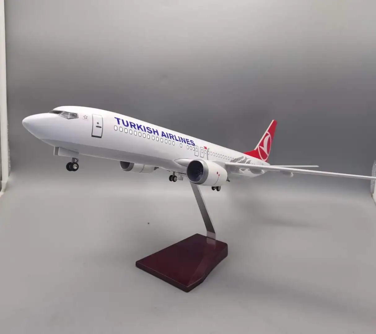 

47cm Turkish Airways B737 Airplane Model Kit 1/250 Scale Aircraft Resin Die-Cast Machine Souvenir Toy Planes With Light And Base