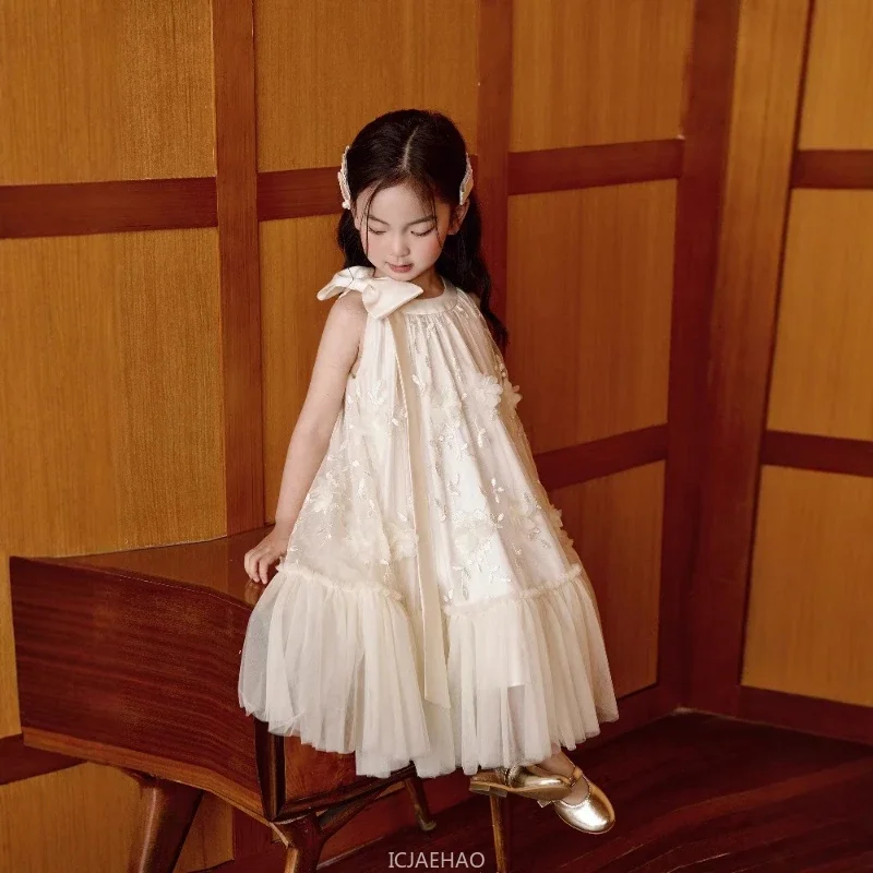 

Wed Dress 2025 New Summer Girls 3D Flower Princess Costume Halter Neck Fashion Children Formal Outfit Kids Party Gown Trendy