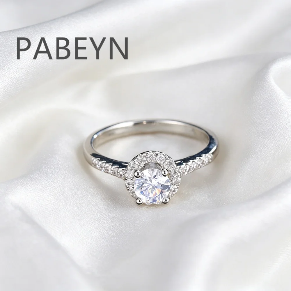 

925 Sterling Silver Fashion Exquisite Round Zircon Ring for Feminine Glamour Jewelry Engagement Birthday Party Gift