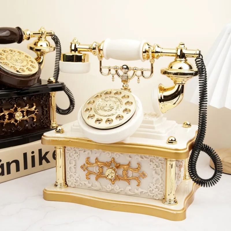 Creative Retro Rotating Phone Music Box,Non Electric Winding Mechanism,Retro Office Decoration,Best Birthday GiftHome Decoration