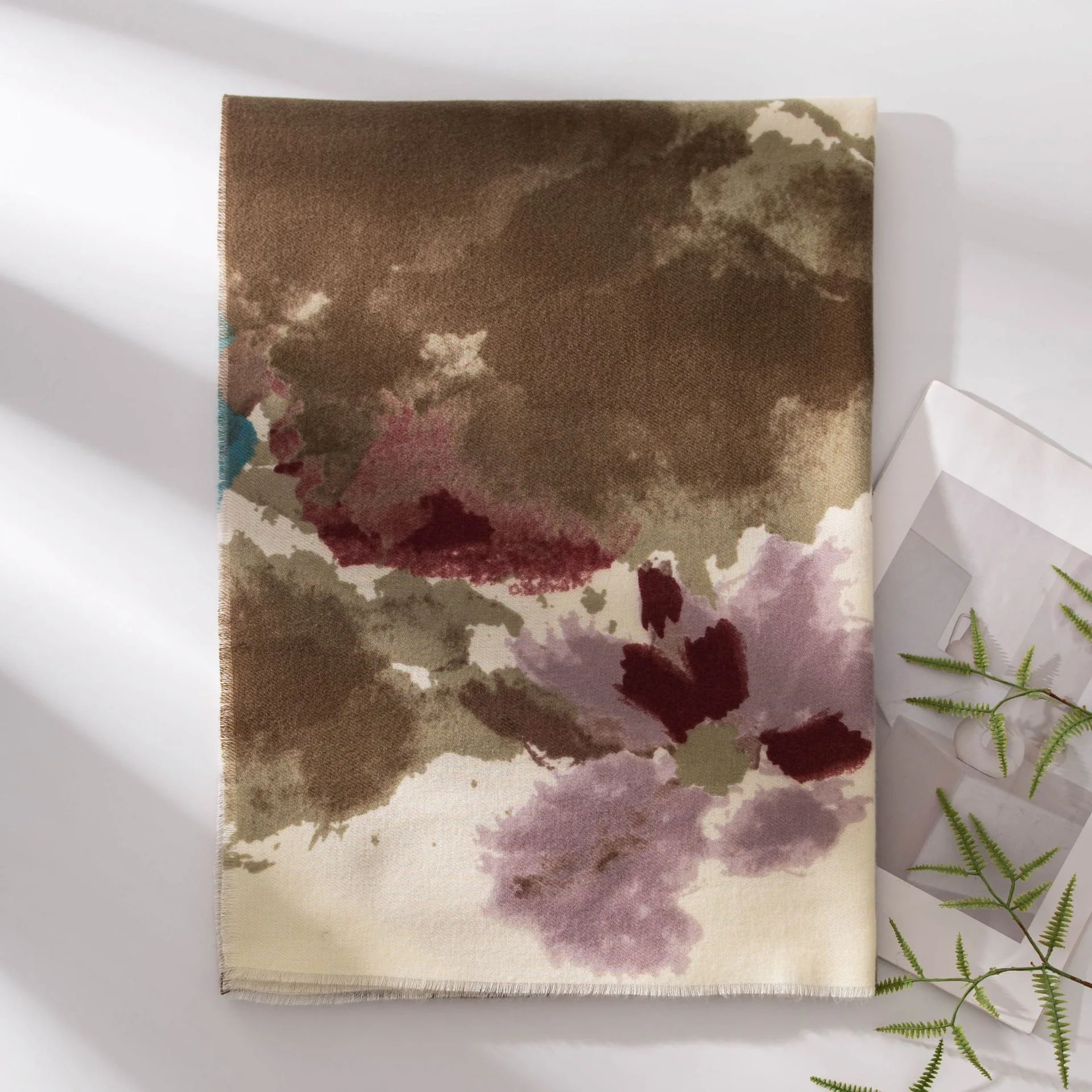 وشاح HeYe الجديد من الكشمير الصناعي المتدرج للنساء، شال أنيق مطبوع بشرابة للخريف والشتاء مع فيبي فاخر.