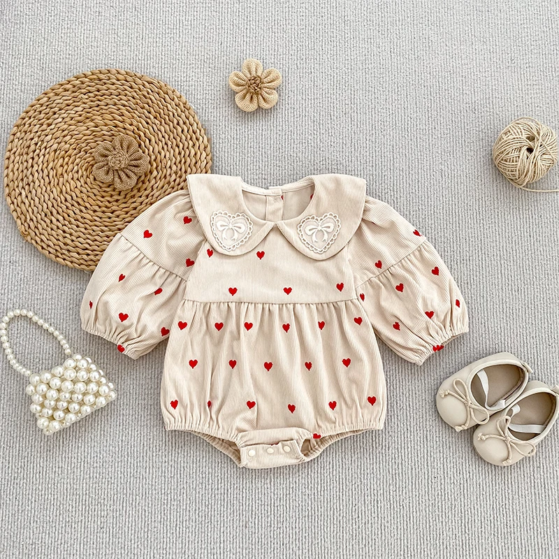 2026 New Korean Style Baby Girls Corduroy Bodysuit Red Heart Pattern Long Sleeve Romper Infant Spring Autumn Clothes 0-24M
