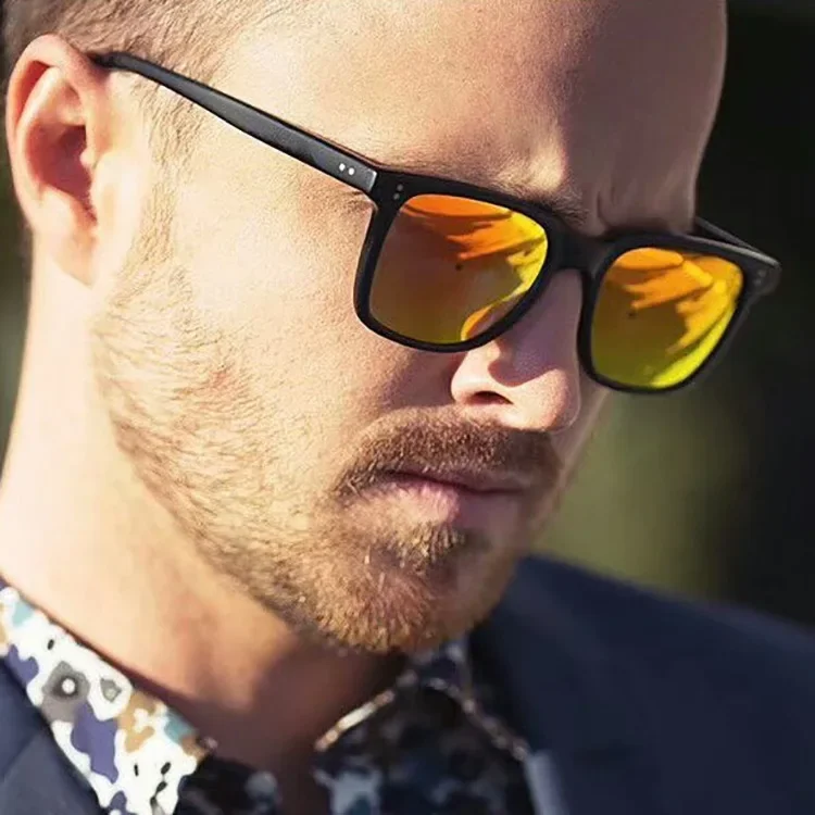 Retro Rivets Square Sunglasses Women Fashion Brand Designer Rectangle Eyewear UV400 Men Black Sun Glasses