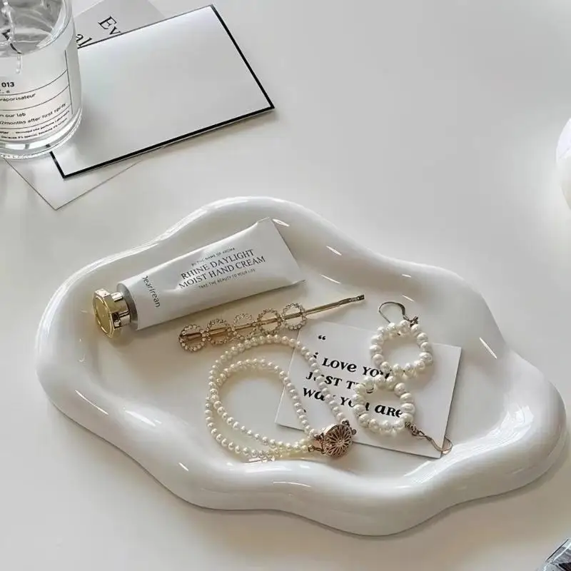 White Cloud Tray With Wavy Edge Glossy Surface Jewelry Storage Tray For Bathroom Vanity Home Decor