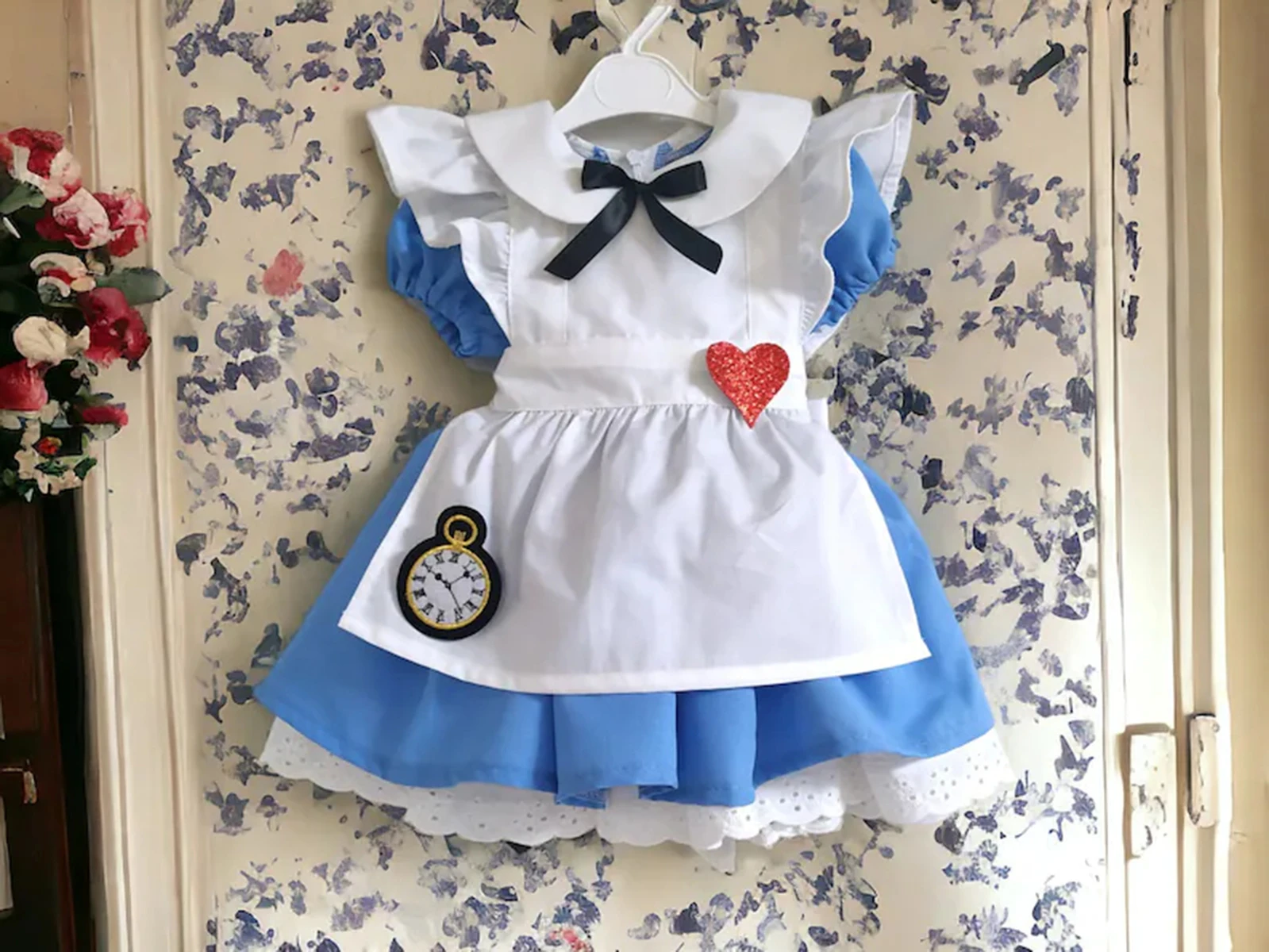 Summer Baby Girl Pocket Watch Heart Embroidered Alice White Apron Blue Dress For Casual Party Birthday Wedding Photography