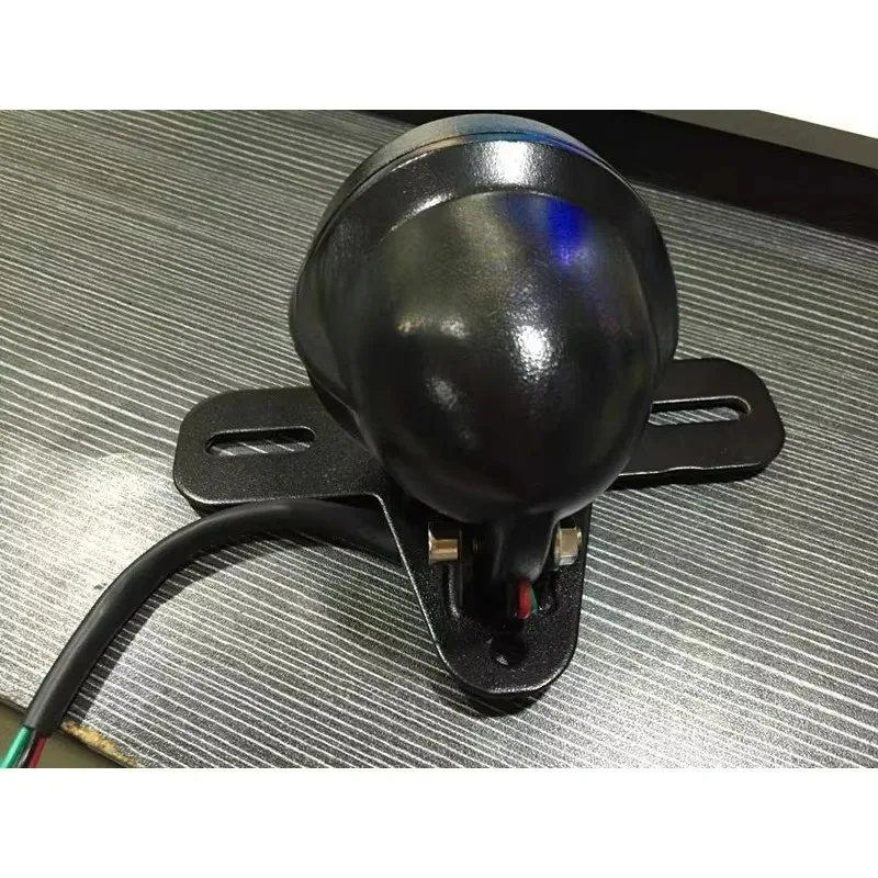 

Uiz For Motorcycle Retro Black Rear Tail Light Brake Running Lamp W/ License Plate Mount Chopper Bobber