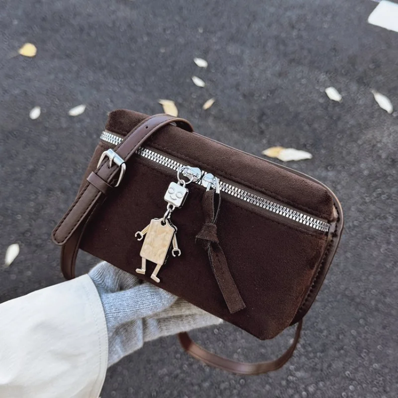 

Top-Tier Ladies Tote Bag Made Of Goatskin Leather Featuring High-End Prague Famous Commuter Lightweight Soft Look