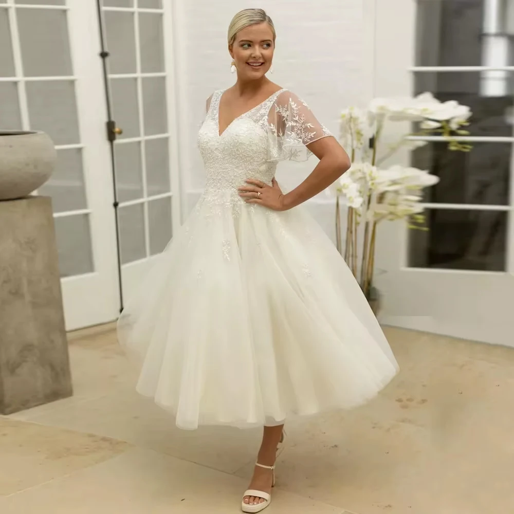 Customized Short Wedding Dress For Woman Bride Plus Size Batwing Sleeves Beading Applique Length Soft Tulle Backless Bridal Gown
