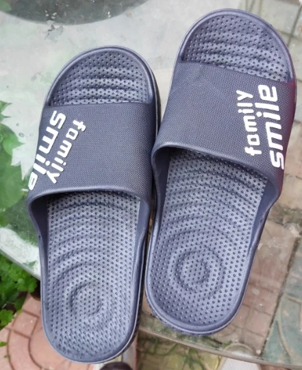 

Hot Sale Men's Slippers PVC Soft Sole Non-slip Slides Casual Outdoor Beach Flip Flops Home Bathroom Couples Slippers New Sandal