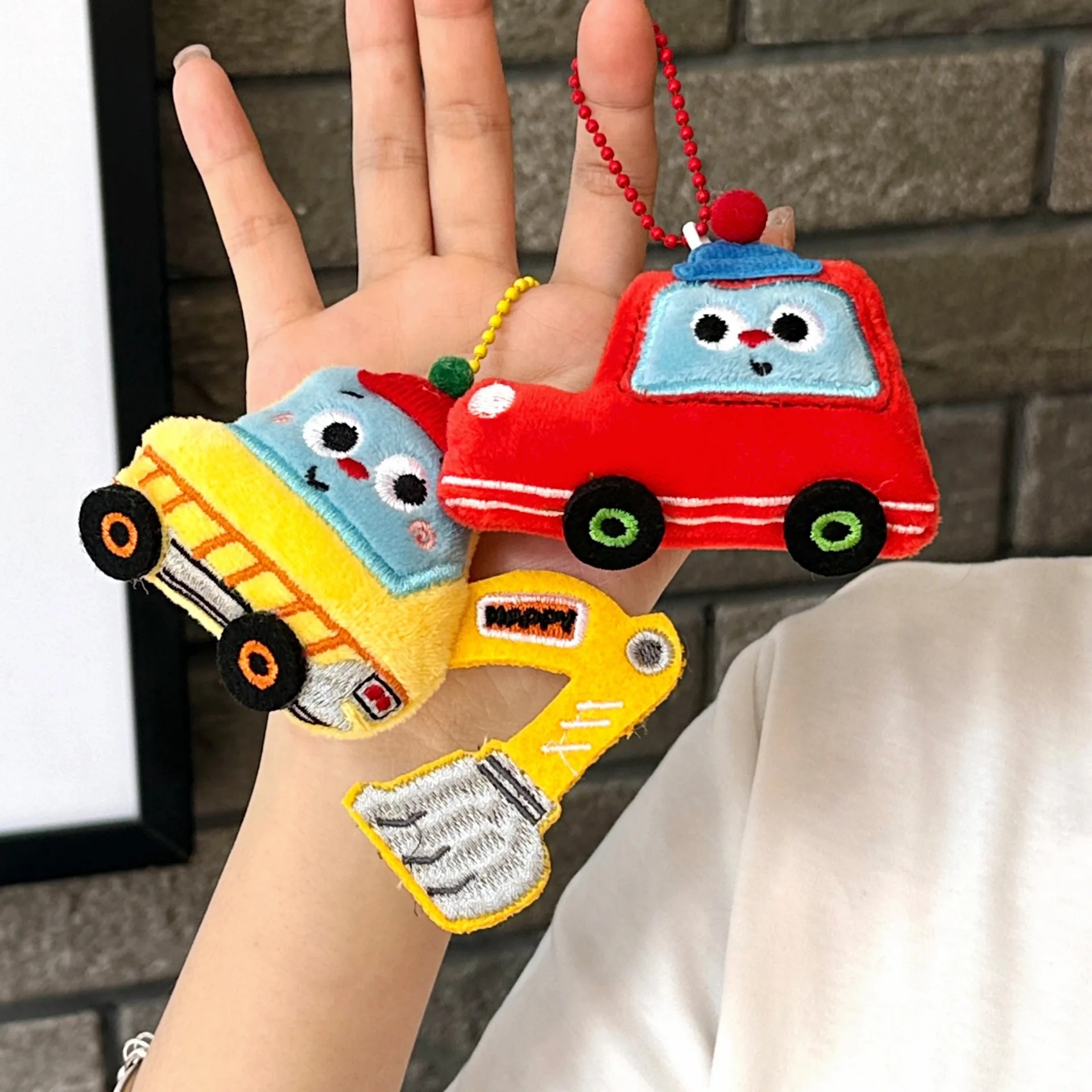 1/4 Pcs Cartoon Plush Excavator Crane Car Pendant Backpack Keychain Decorative Pendant