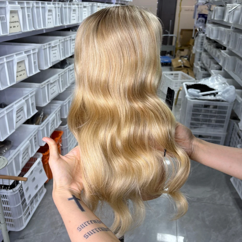 العسل شقراء عذراء 100% خصلات الشعر المستعار الإنسان مع شعري طبيعي Balayage أومبير تسليط الضوء على 13x6 جزء مجاني الدانتيل شعر مستعار أمامي