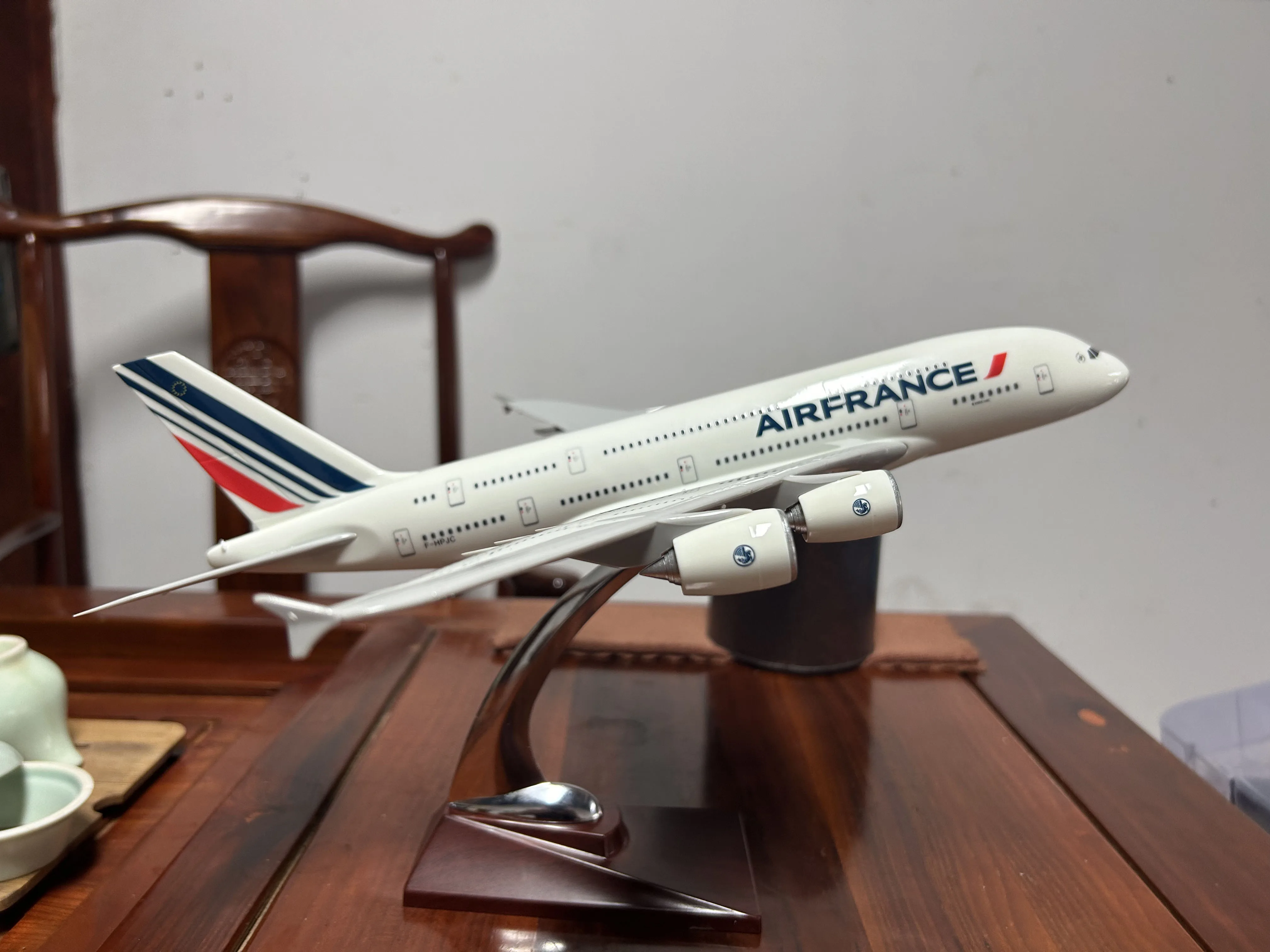 1: 160 metal aircraft model, Air France A380 aviation die-casting, micro art home and office decoration gifts and collectibles