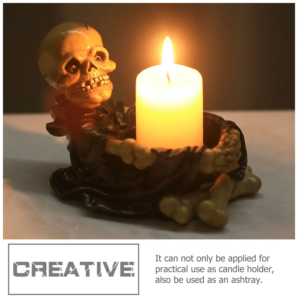 

1pcs Creative Statue Holder Resin Halloween Decor Vivid Skull Candlestick Unique Desktop Ornament Party Supply