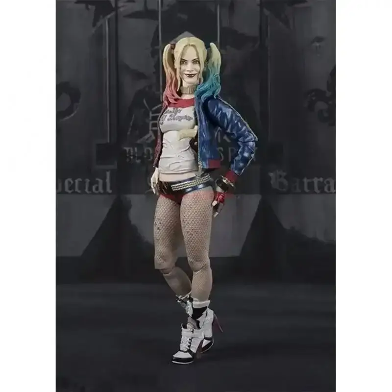 En Stock Bandai Shfiguarts Suicide Squad Harley Quinn figura Anime modelo en caja genuina muñecas juguete de acción regalo de Festival para niños