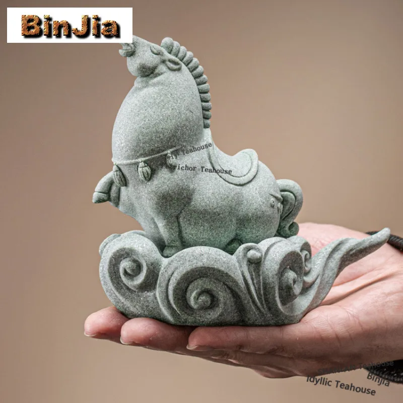 

Green Sandstone Auspicious Horse Tea Pet Antique Fish Tank Landscaping Tea Figurine Play Toys Tea Statue Ornaments Decoration
