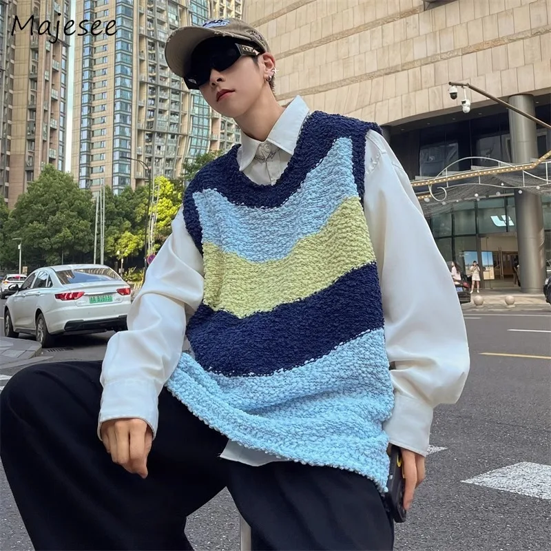 Sweater Vests for Men Knitted Sweaters All-match Panelled Korean Fashion Sleeveless Vintage Baggy Preppy Teens Harajuku Chic Y2k