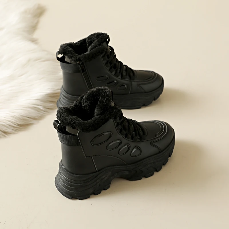 Vintage Warm Velvet High Top Casual Shoes for Women 2025 Winter Fashion Versatile Plush Comfortable Non Slip Chunky Cotton Shoes