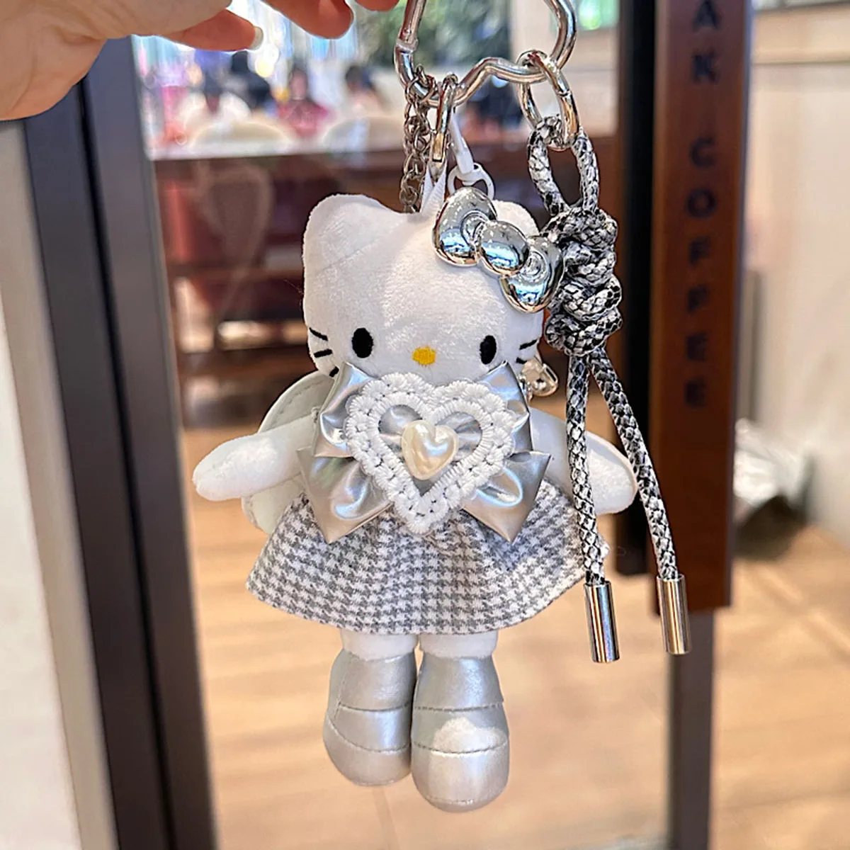 

Новый мультфильм Sanrio Hello Kitty, длинные ноги, плюшевая кукла, брелок, украшение, котенок, кошка, пушистая подвеска, милый подарок