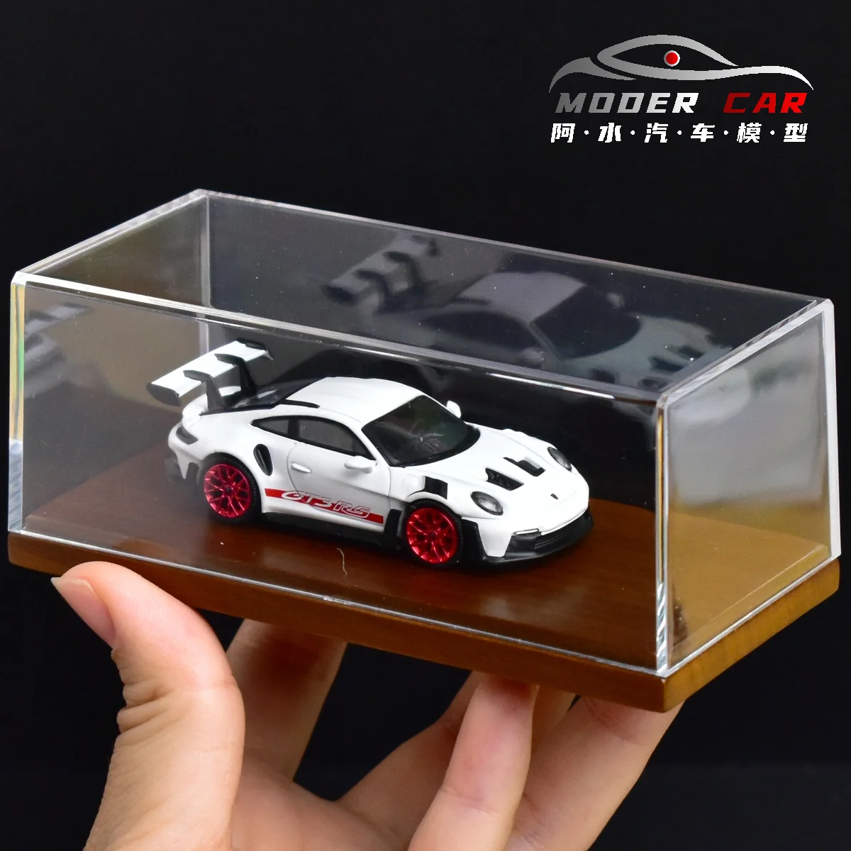 1:64 Acrylic Leather Bottom Universal Model Car Dust Box(Excluding car)