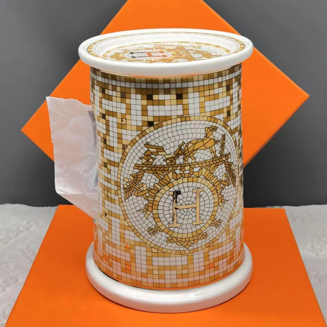 

Chinese ceramic tissue box, home living room dining table, desktop tea table, KTV, hotel paper box decoration