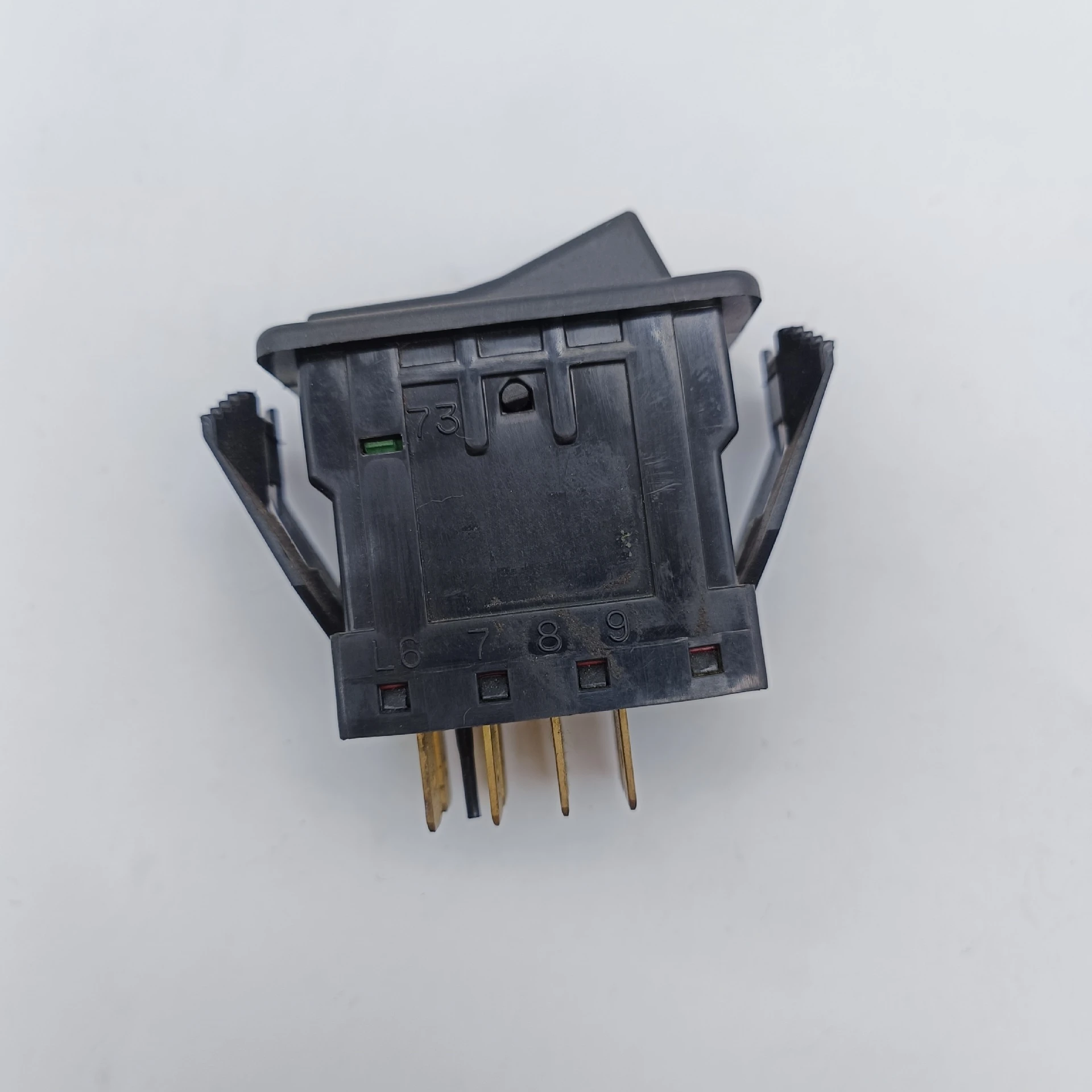 

Forklift Accessories 5-7 Ton D50S/D70S Headlight Switch and Front Lighting Switch with 8 Plugs